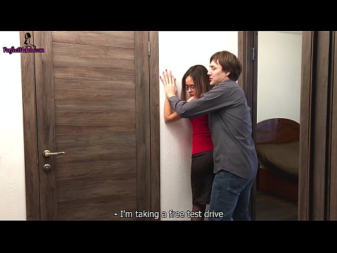 ❤️ Sexy Realtor Sensually Jerks Pussy tagħha u Fucks Waqt li Tbiegħ l-Appartment tagħha - Krempai Video tal-ħakk f'mt.porngipfy.ru ❌️❤